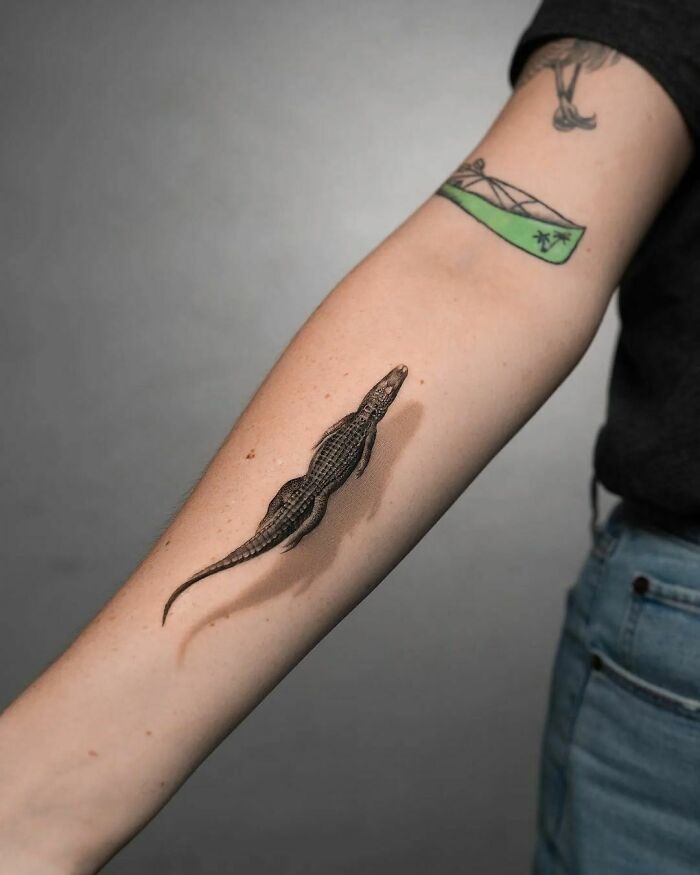 Crocodile Shadow Stroll Tattoo Design