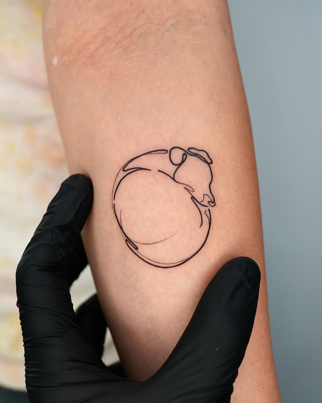 Elegant minimalist dog tattoo Artwork Tattoo Design