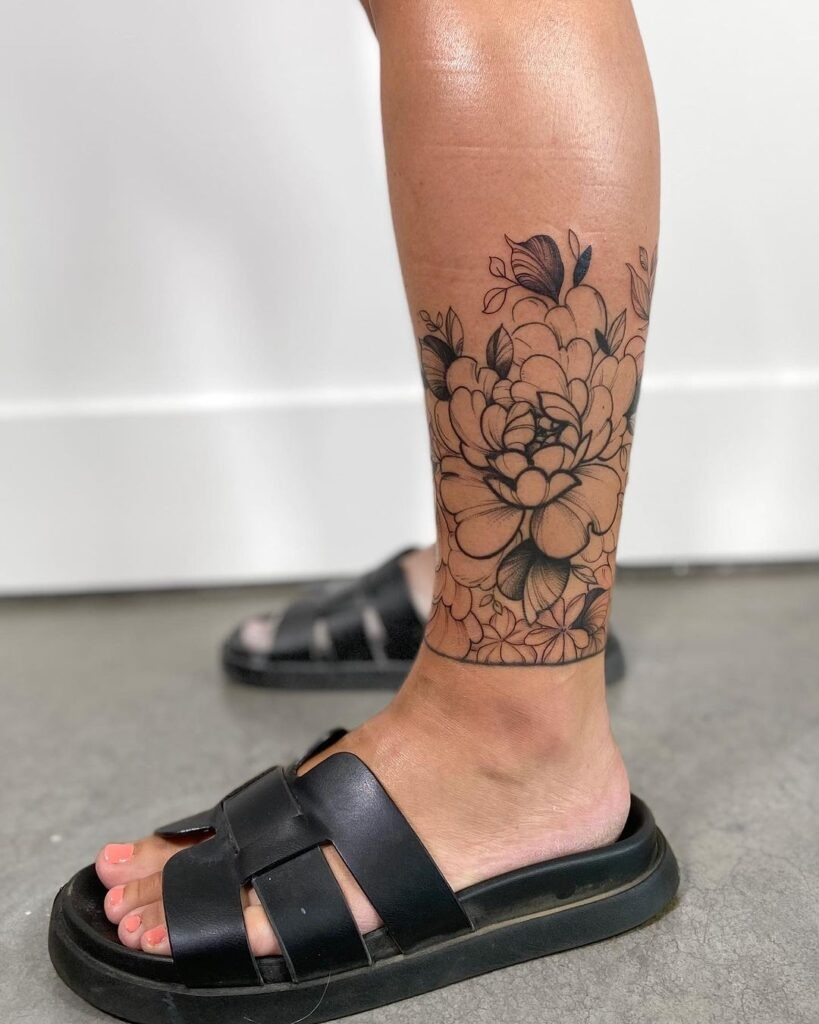 Bold Floral Tattoo Tattoo Design