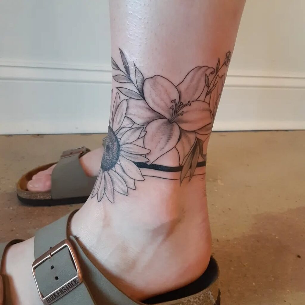 Elegant Floral Anklet Tattoo Tattoo Design