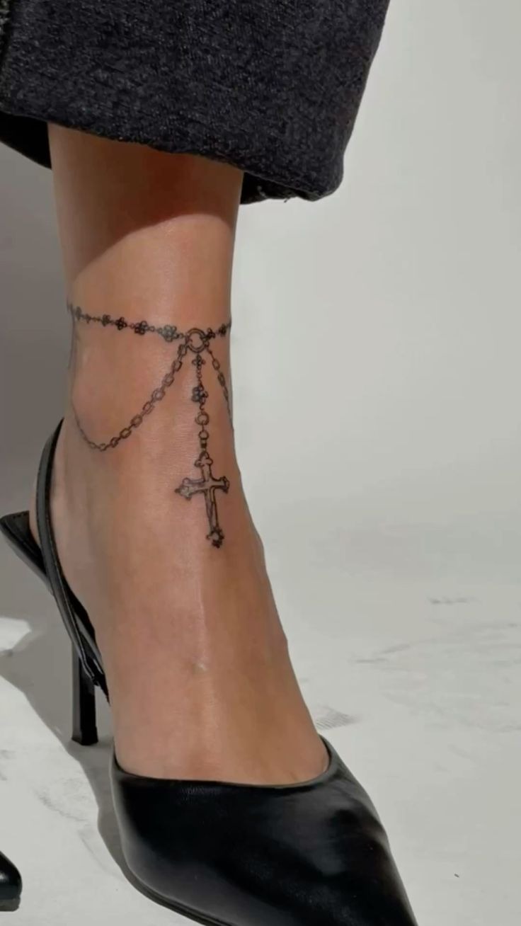 Lace Mandala Anklet with Drops Tattoo Design