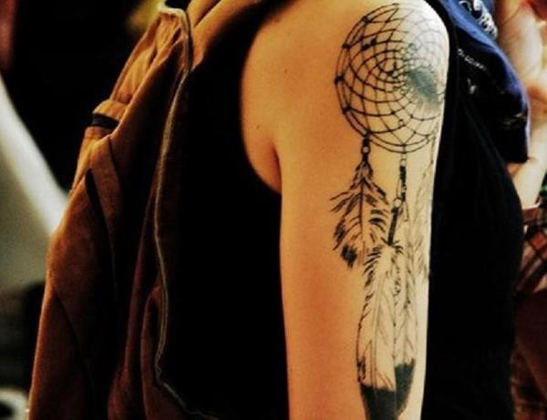 Simple Dream Catcher for upper arm Tattoo Design