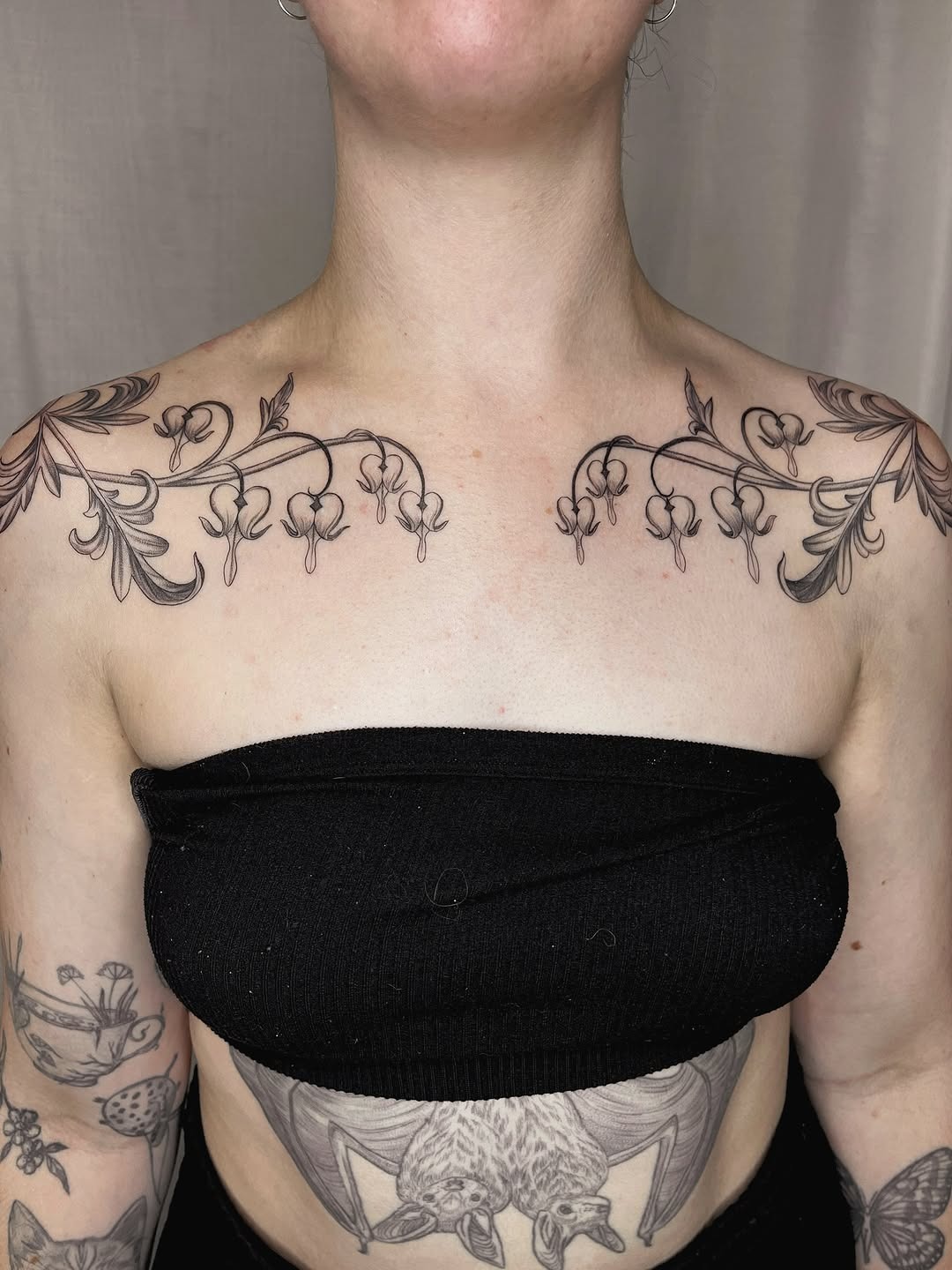 Elegant floral art nouveau tattoos on collarbone Tattoo Design