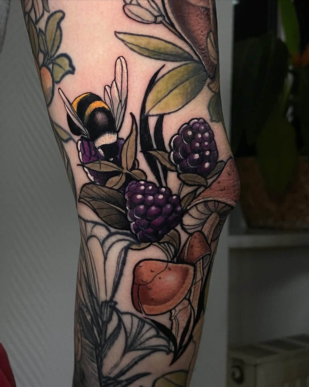 Floral Bumblebee Tattoo in Black and Grey Tattoo Design