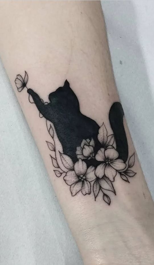 Art Deco Cat with Poppies Tattoo Design