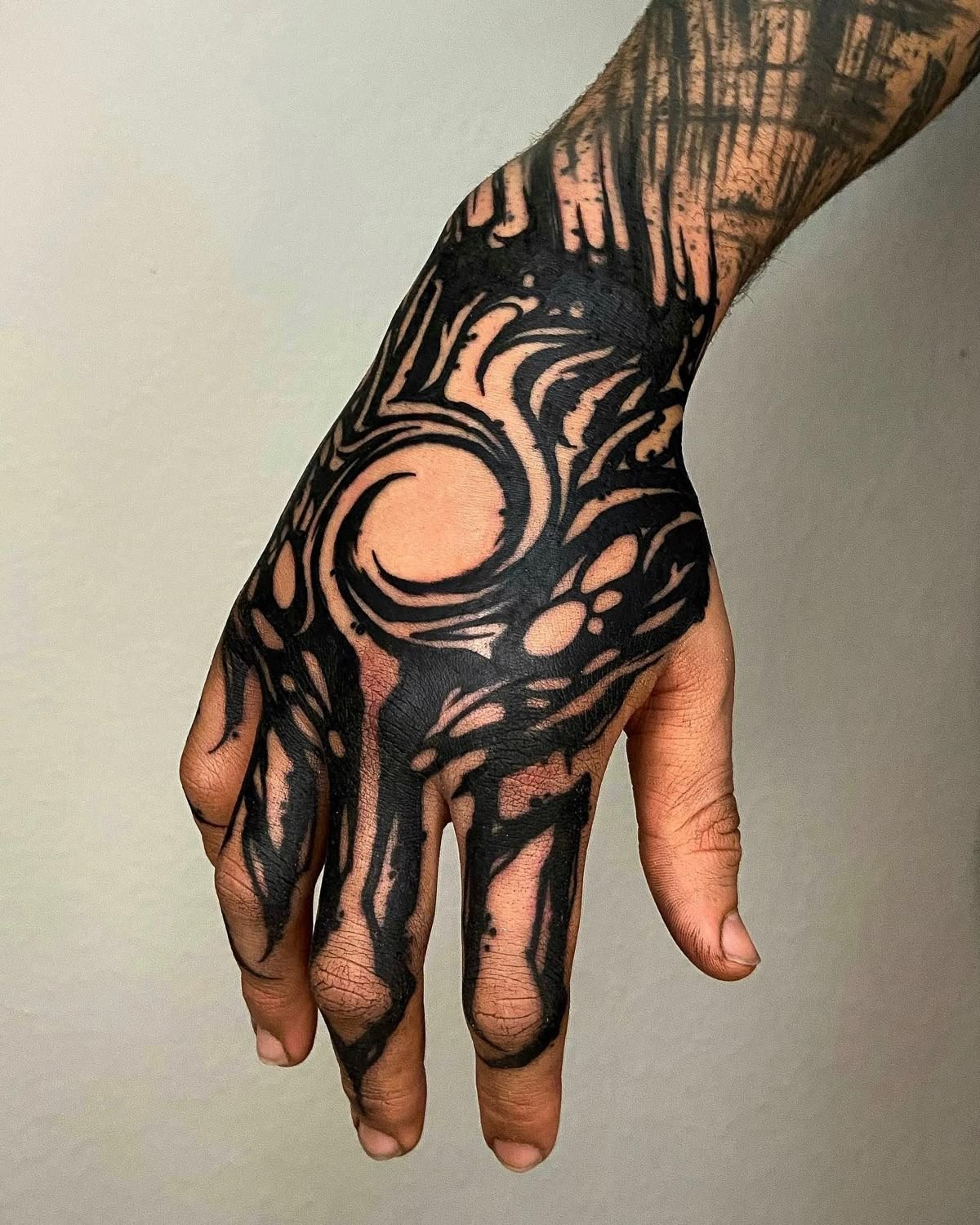 Abstract Blackwork Hand Tattoo Tattoo Design