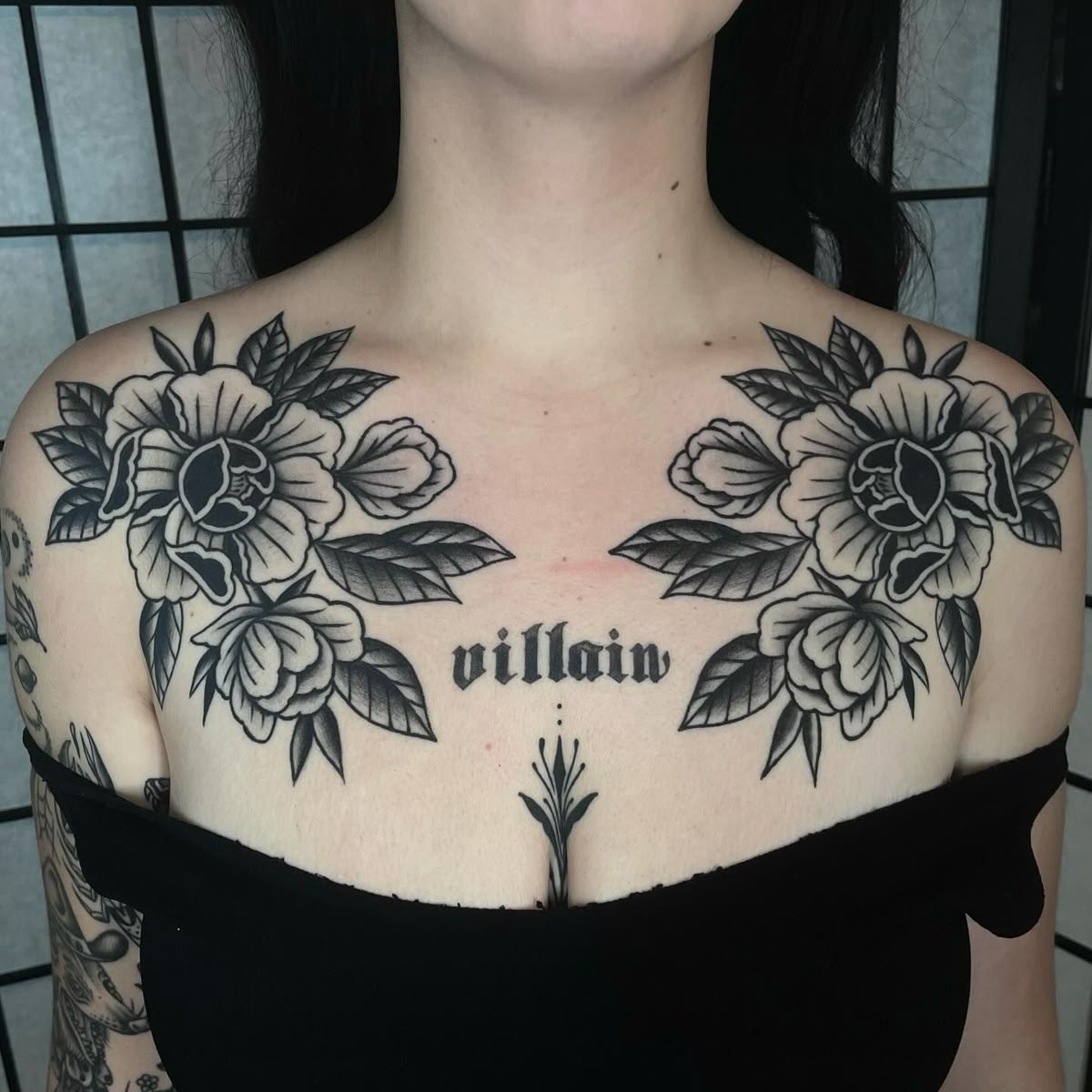 Bold Floral Shoulder Chest Tattoo Tattoo Design