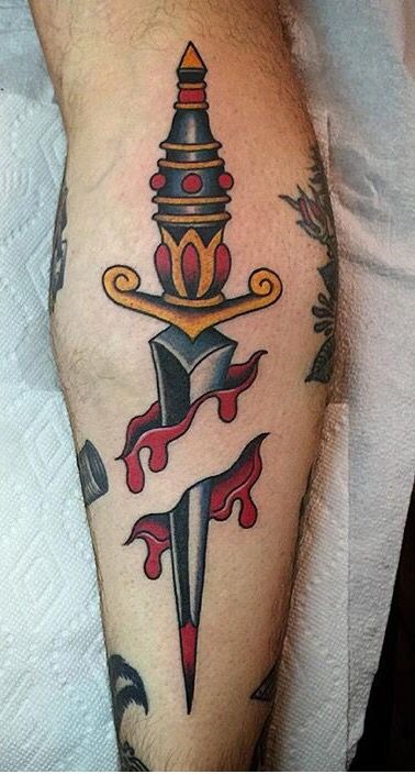 American Traditional Dagger Tattoo Tattoo Design
