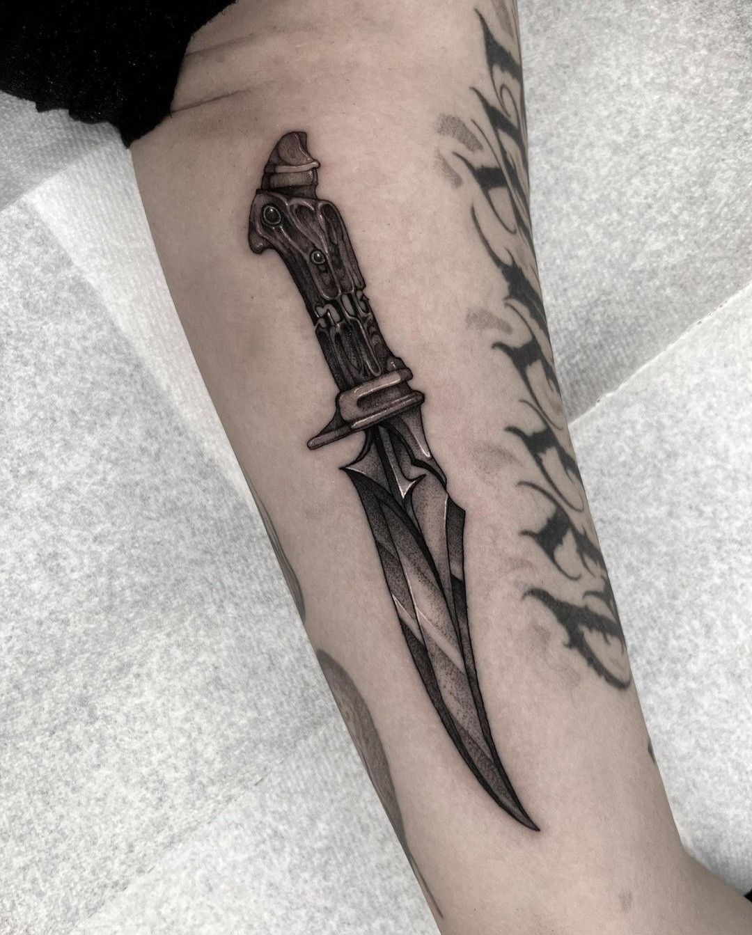 Fantasy Dagger Knife Tattoo Tattoo Design