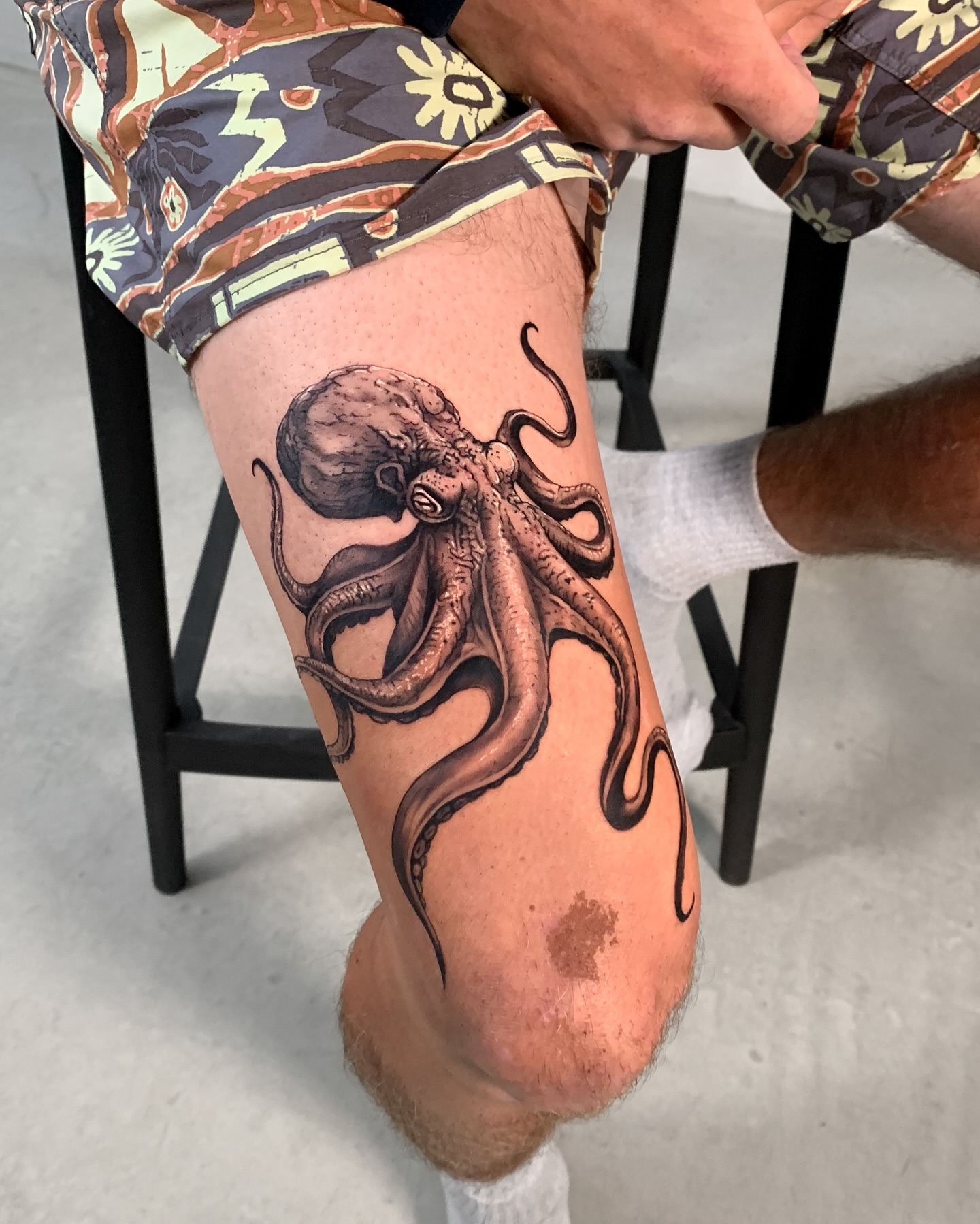 Realistic Octopus Thigh Tattoo Tattoo Design