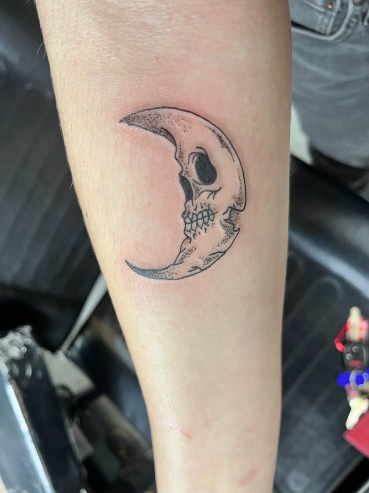 Crescent Moon Skull Tattoo Tattoo Design