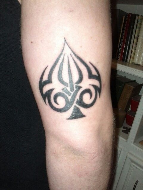 Tribal Spade Outline Tattoo Design