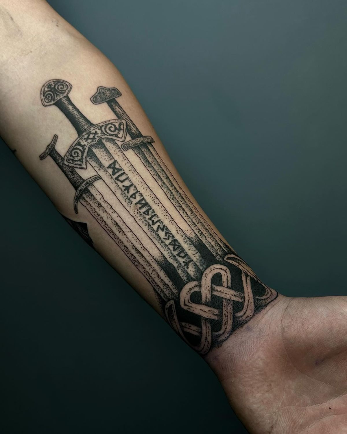 Traditional Three Sword Forearm Design Tattoo Design