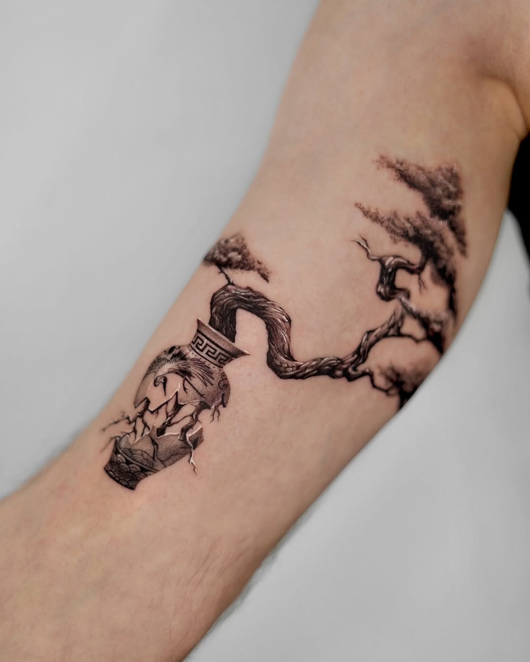 Elegant bonsai tattoo design with intricate details Tattoo Design