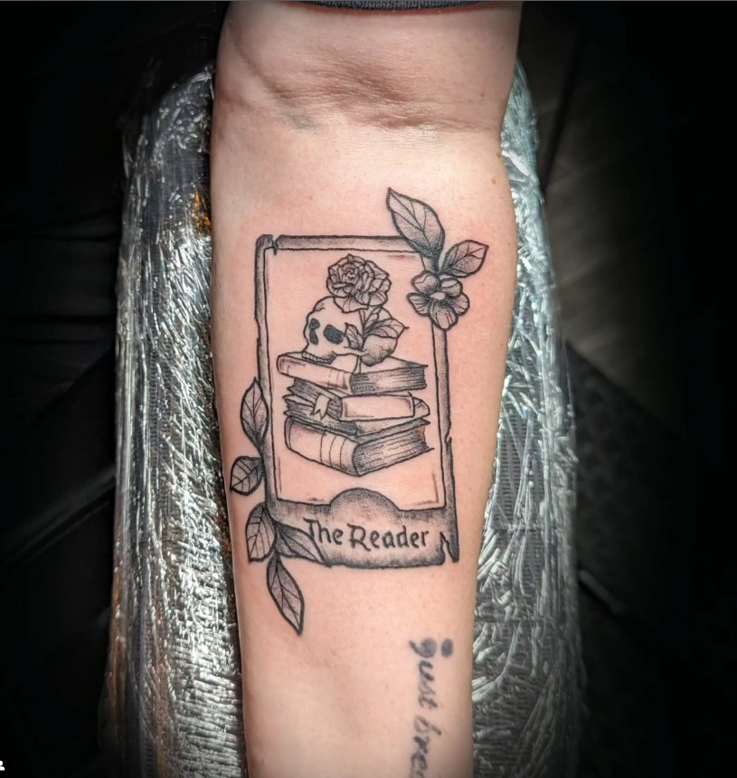 The Reader Tarot-Inspired Tattoo Tattoo Design