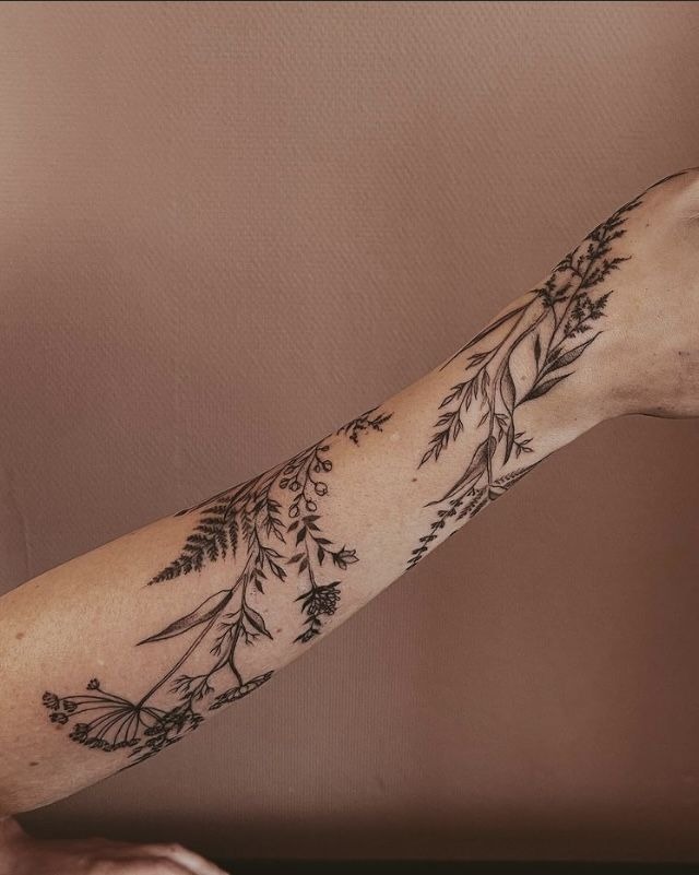 Delicate Wild Botanical Sleeve Flow Tattoo Design