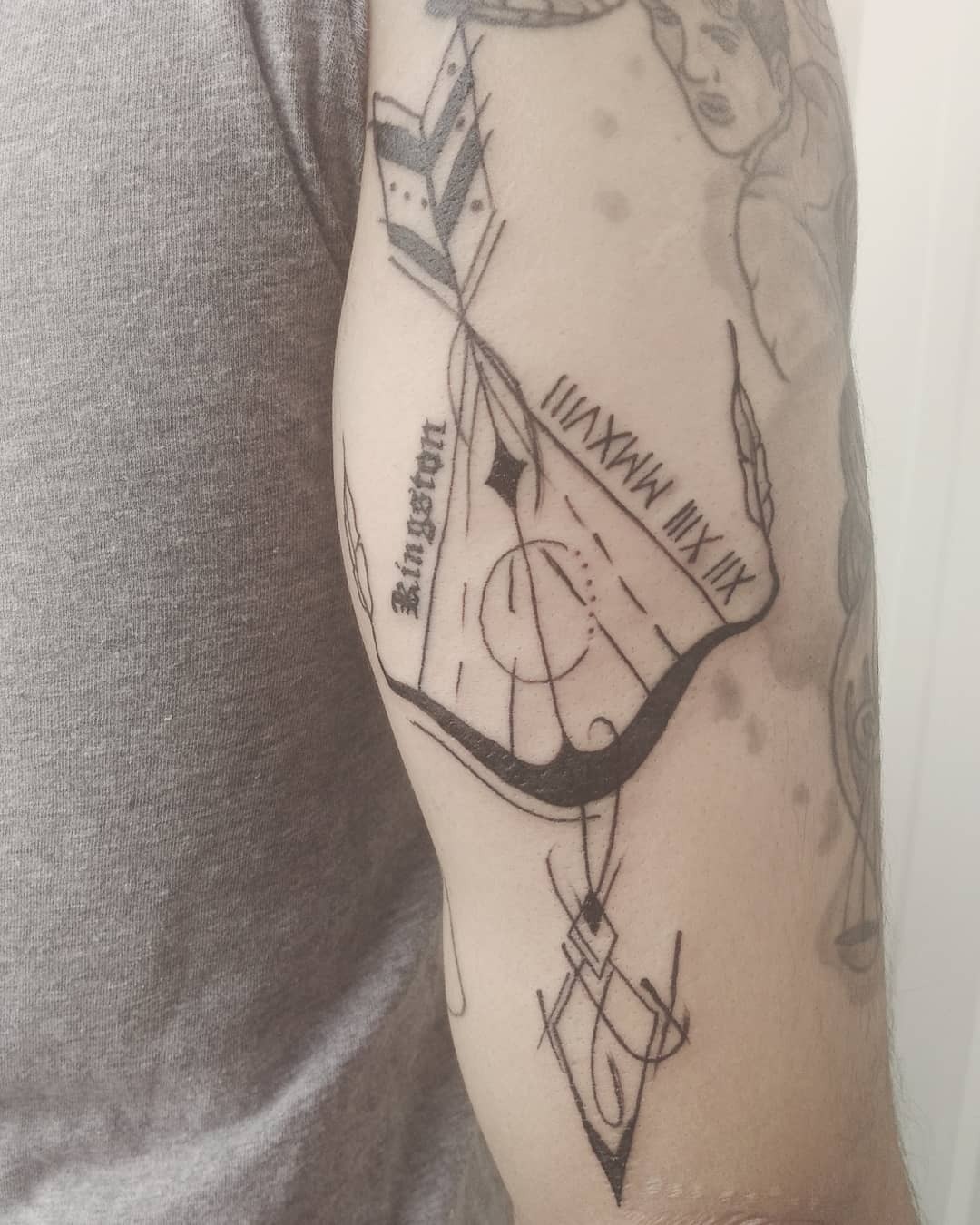 Bow and Arrow Tribute Tattoo Arrow Tattoo Tattoo Design