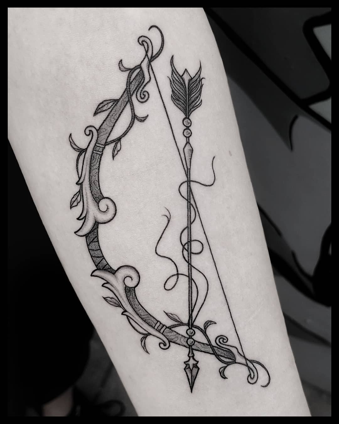 Naturalistic Art Nouveau Tattoo Bow & Arrow Tattoo Tattoo Design
