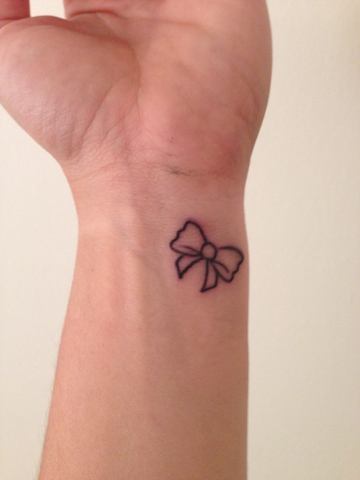 Minimalist Outline Tattoo Design