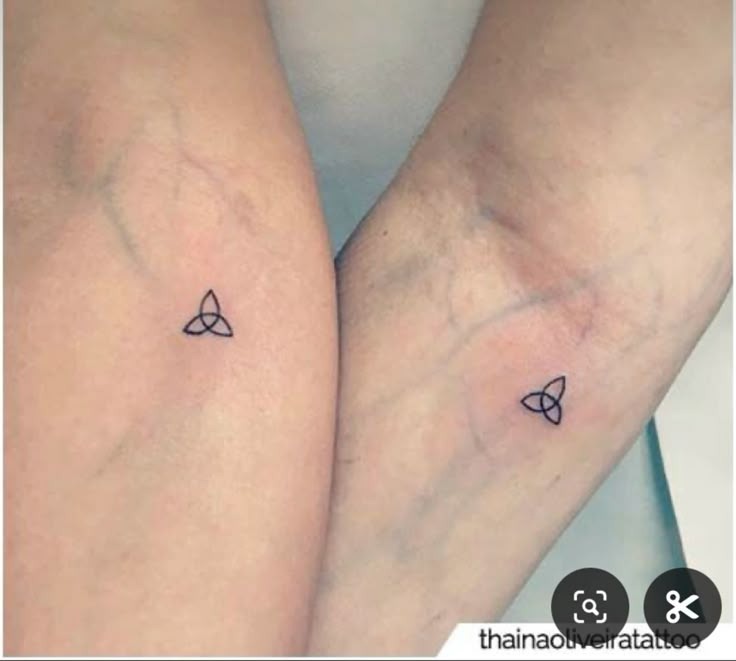 Clean-Line Trinity Knot Ankle Tattoo Tattoo Design