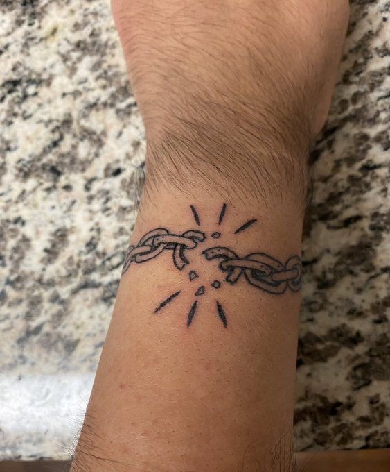 Broken Chain Wrist Tattoo Tattoo Design
