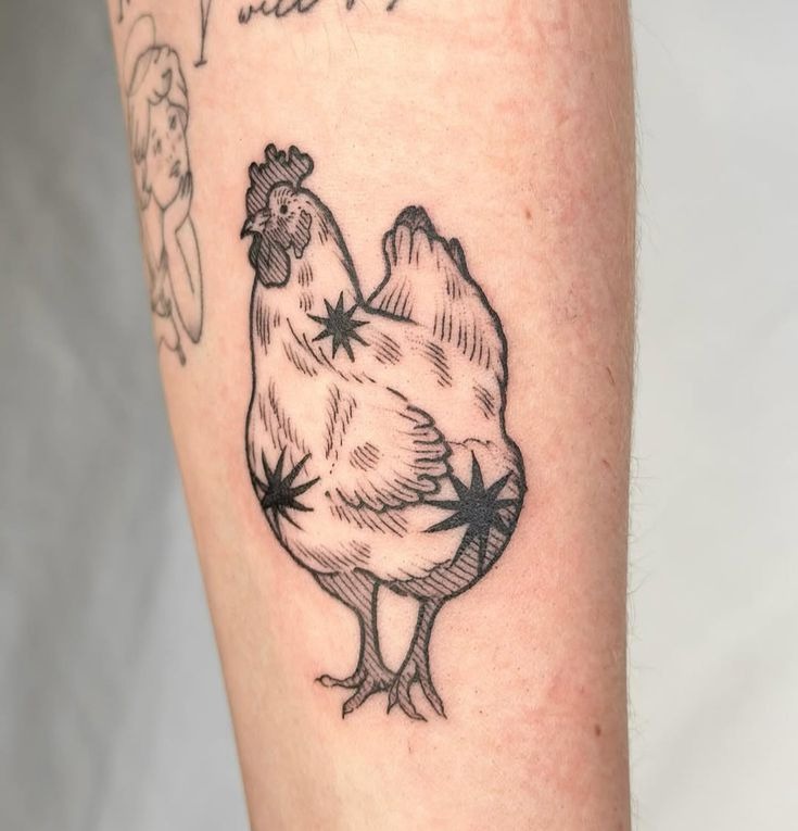 Floral Chicken American Traditional Tattoo Tattoo Design