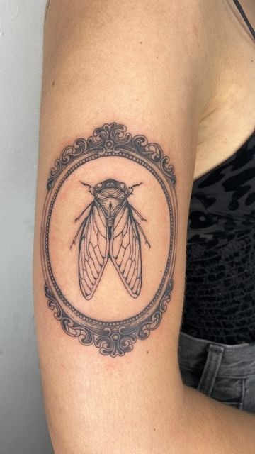 Soft-Colored Cicada Back Tattoo Tattoo Design