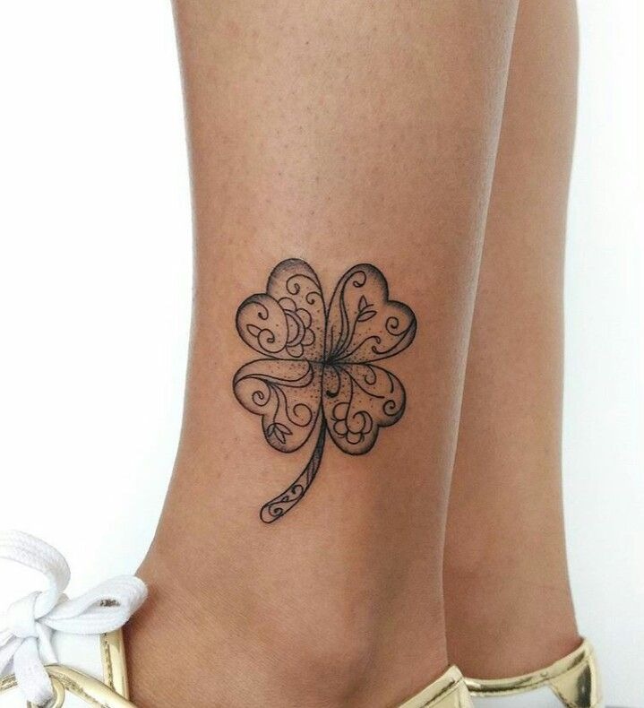 Horseshoe and Lucky Clover Tattoo Tattoo Design