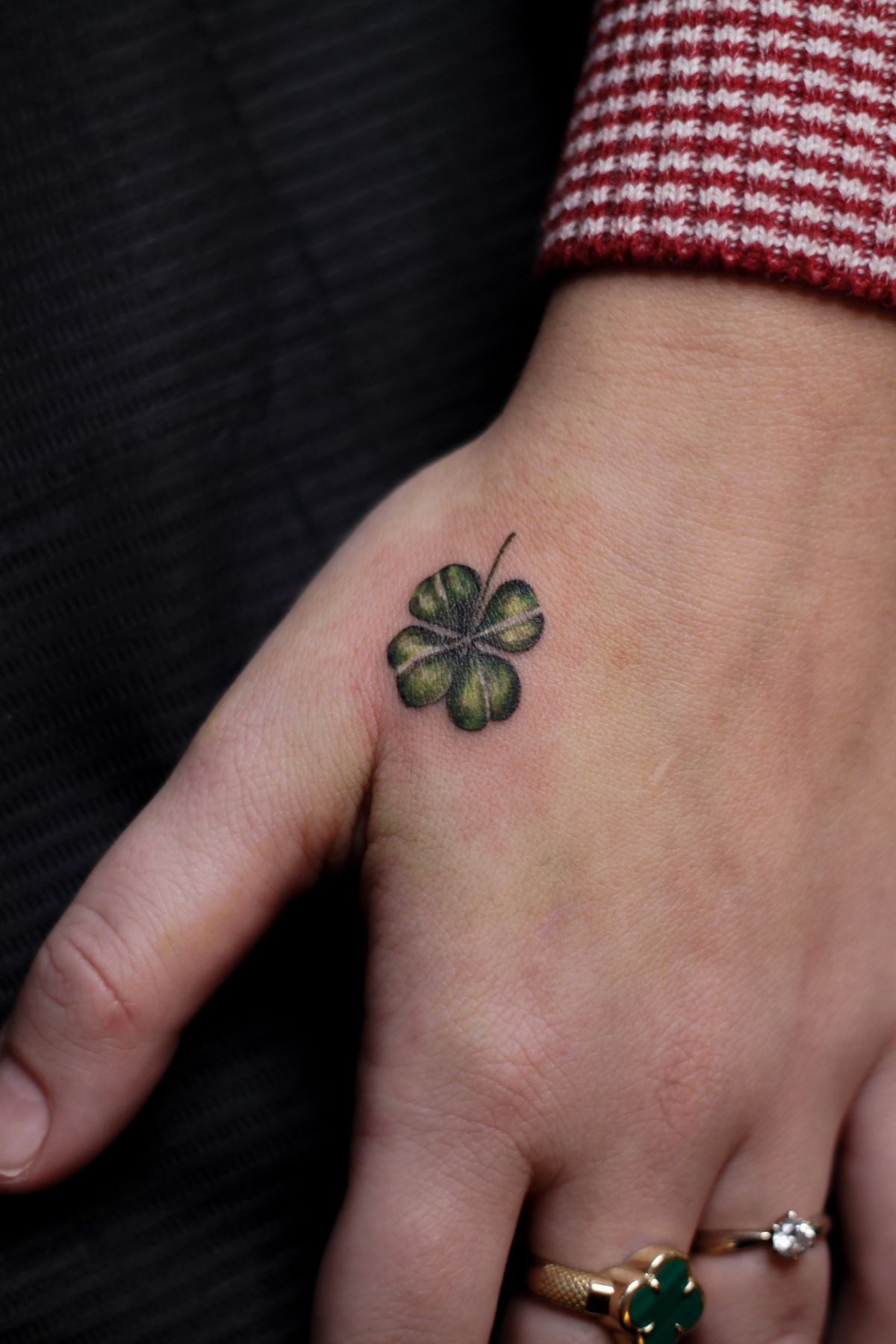 Traditional Clover and Daisy Tattoo Tattoo Design