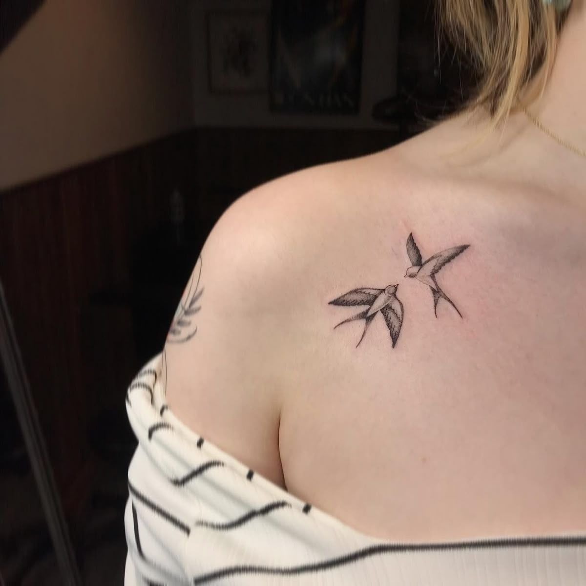 Swallow Pair Collarbone Tattoo Tattoo Design