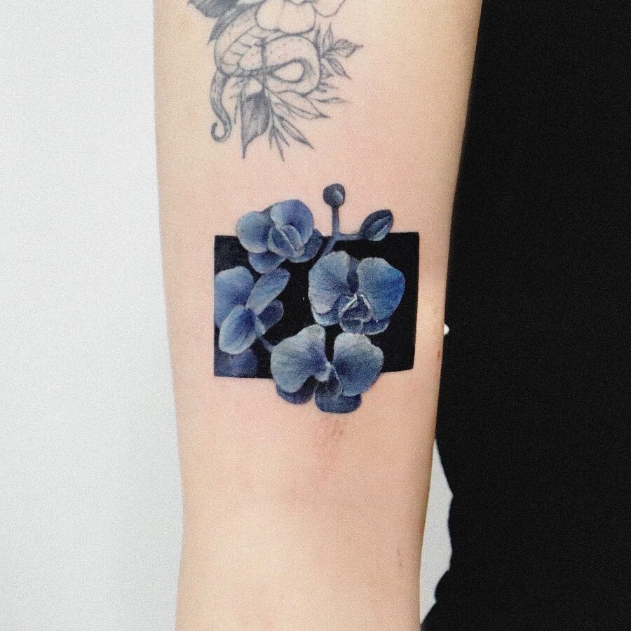 Stunning floral cover-up tattoo design Tattoo Design