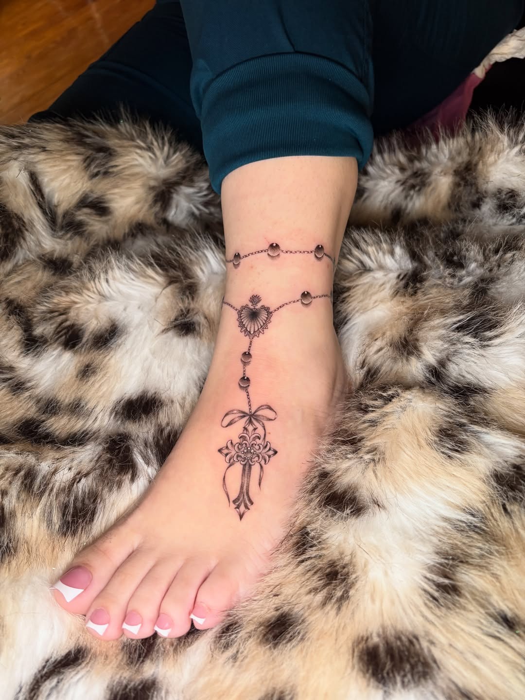 Sacred Heart Charm Anklet Tattoo Tattoo Design