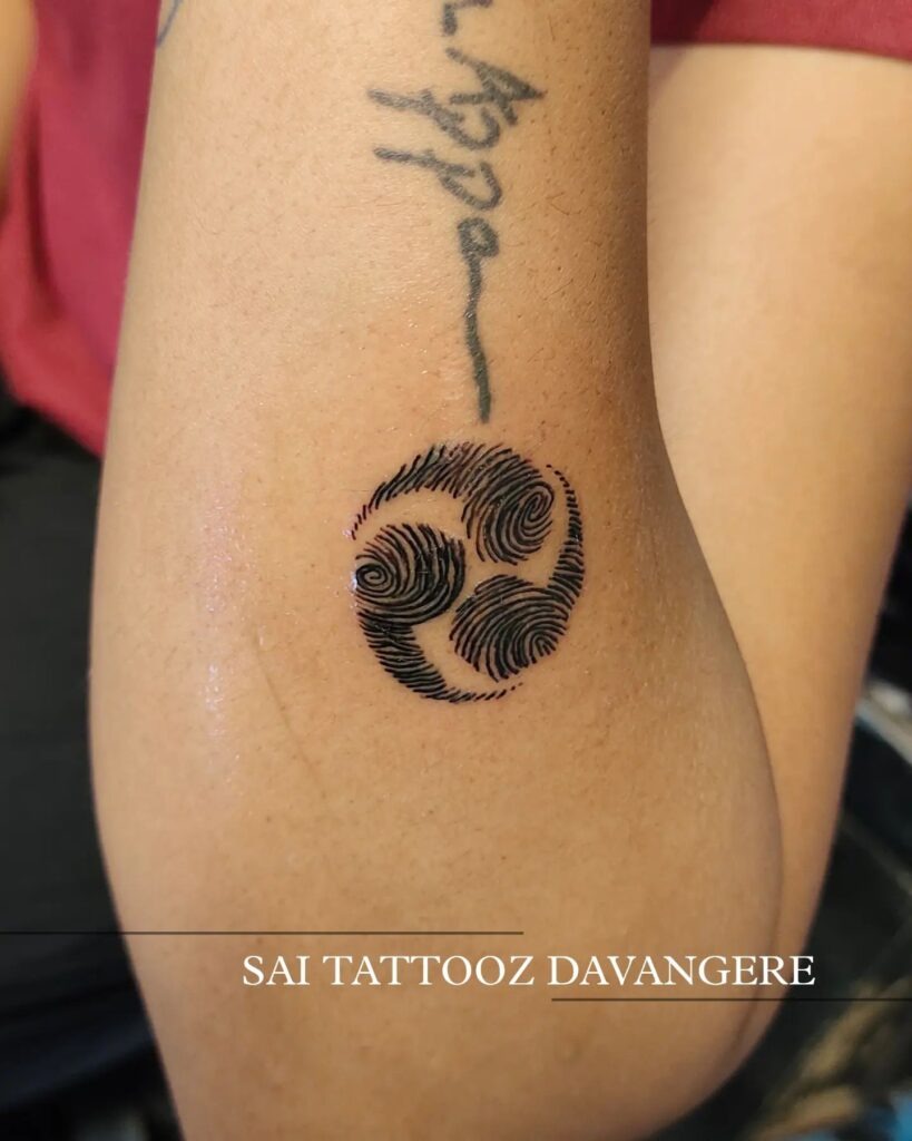 Dual-Color Fingerprint Heart Tattoo Dates Tattoo Design