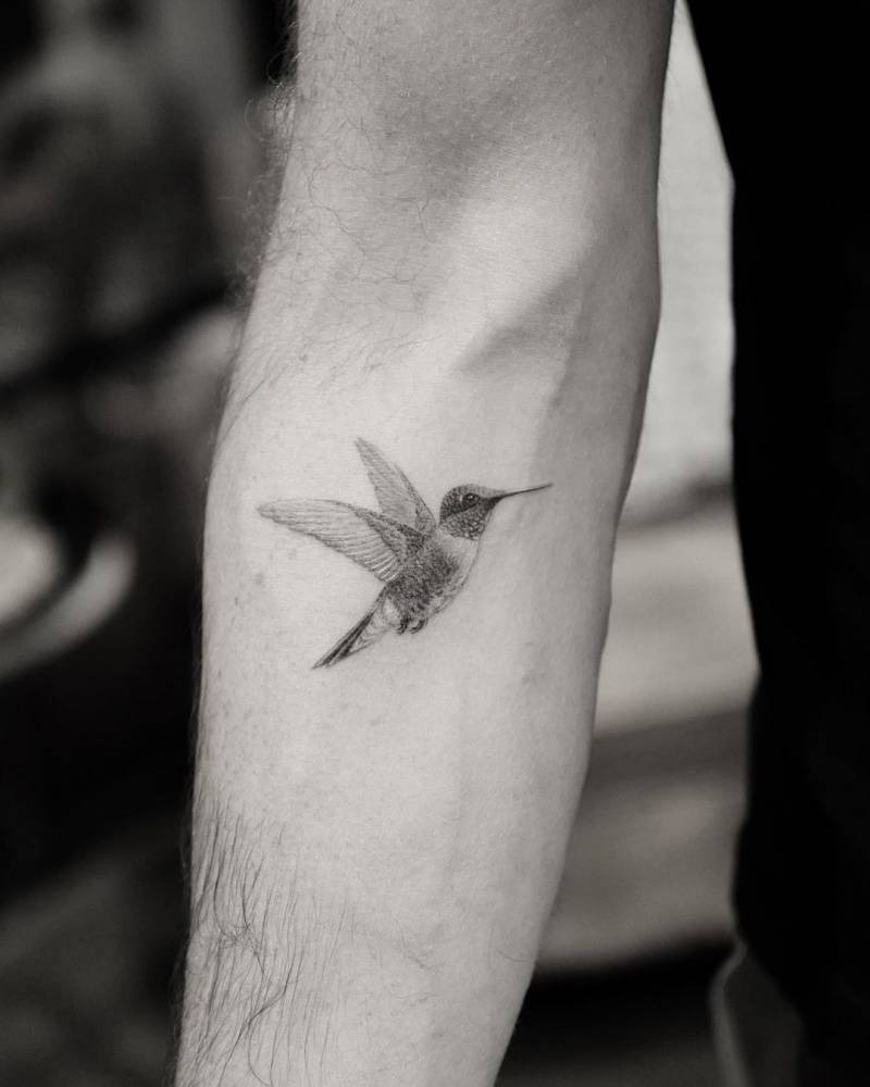 Incredibly Detailed Small Hummingbird Tattoo Tattoo Design