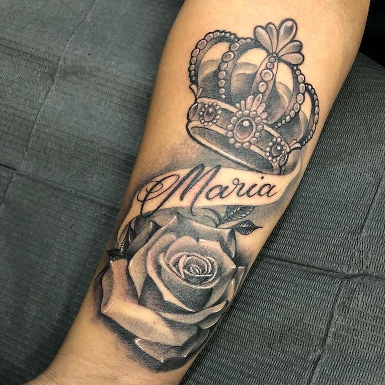 King and Queen Finger Tattoos for Married Couples Tattoo Design
