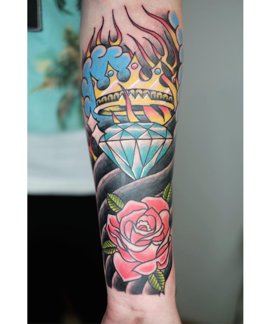 Simple, Sophisticated Crown Body Art Tattoo Design