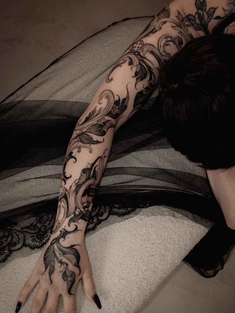 Elegant Floral Designs in Dark Feminine Tattoos Tattoo Design