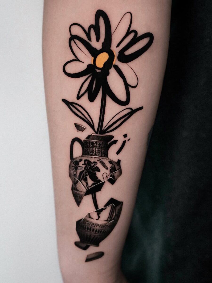 Artistic dead flower tattoo with modern elegance Tattoo Design