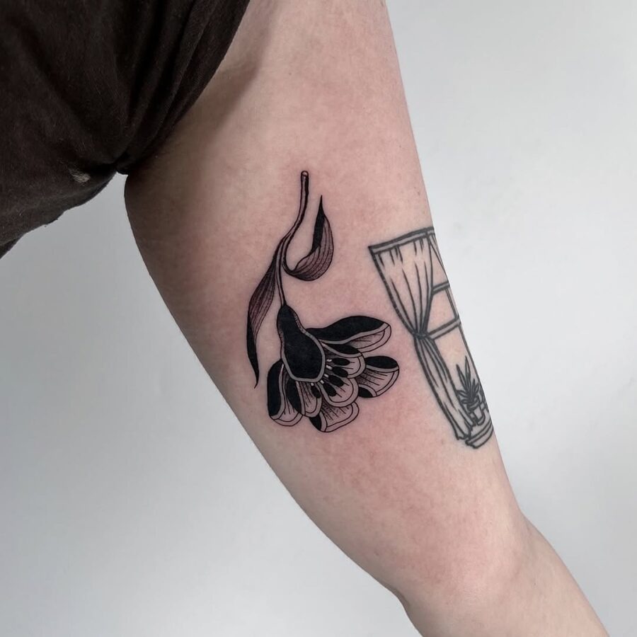 Elegant dead flower tattoo showcasing delicate details Tattoo Design