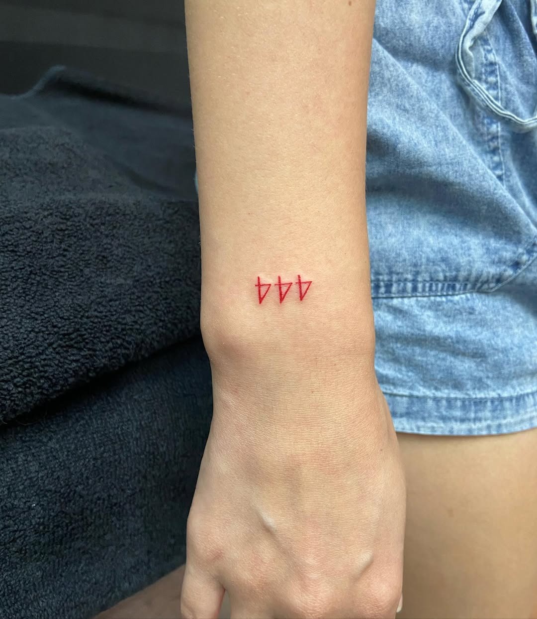 Minimalist 444 Tattoo in Bold Red Ink Tattoo Design