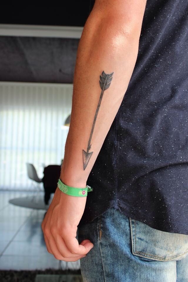 Bound Three Arrows Tattoo Tattoo Design