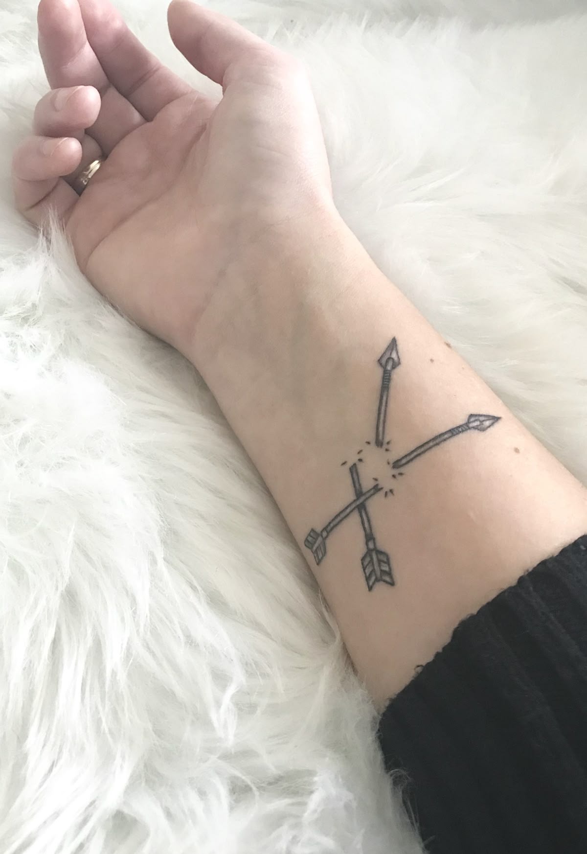 Moon and Feather Arrow Tattoo Tattoo Design