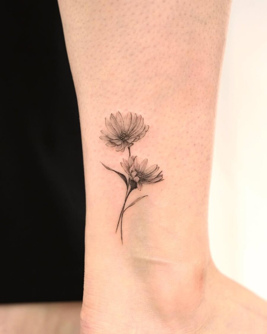 Elegant floral designs for ankle tattoo lovers Tattoo Design