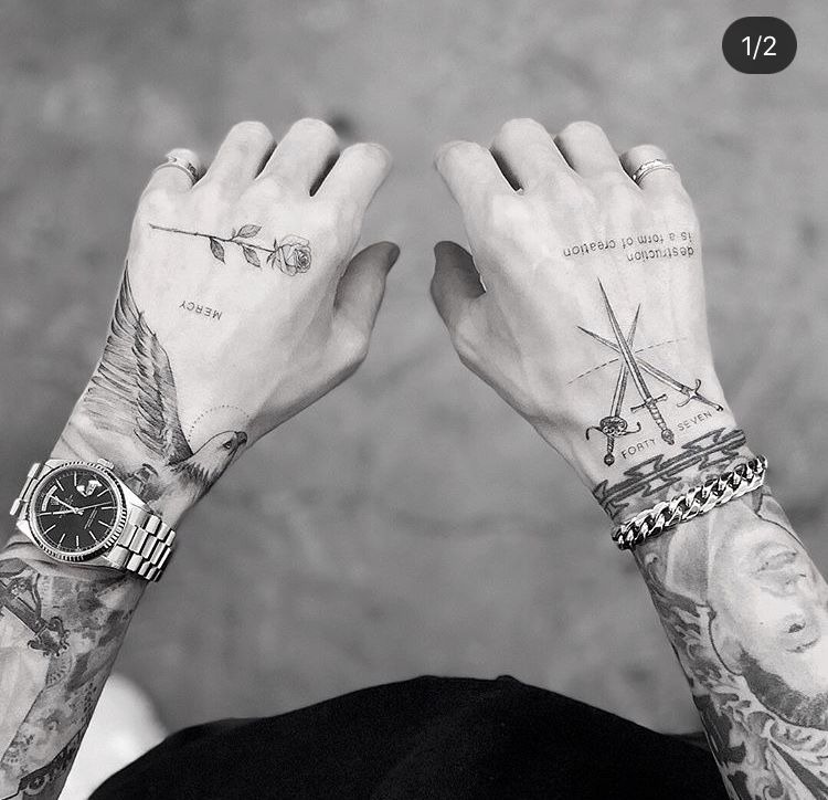 Simple Black and White Tattoo Tattoo Design