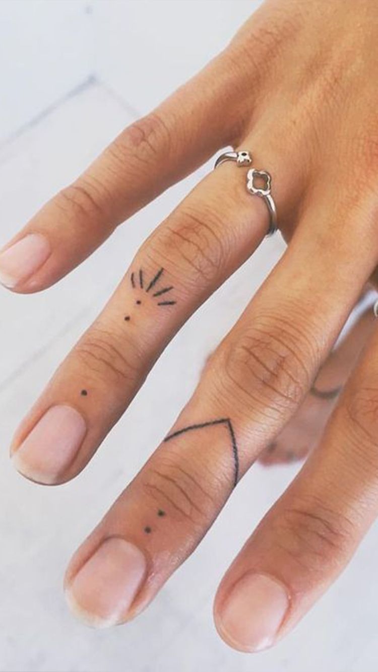 Simple Line and Dot Hand Tattoo Tattoo Design