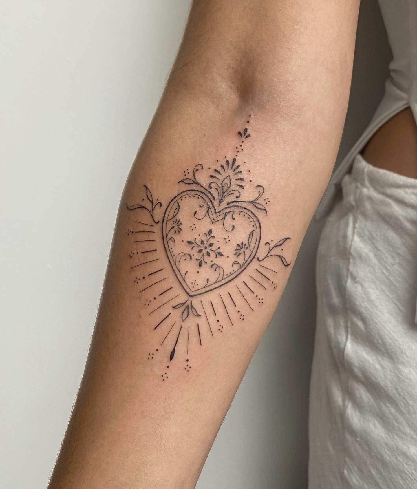 Ornamental Sacred Heart Tattoo Tattoo Design