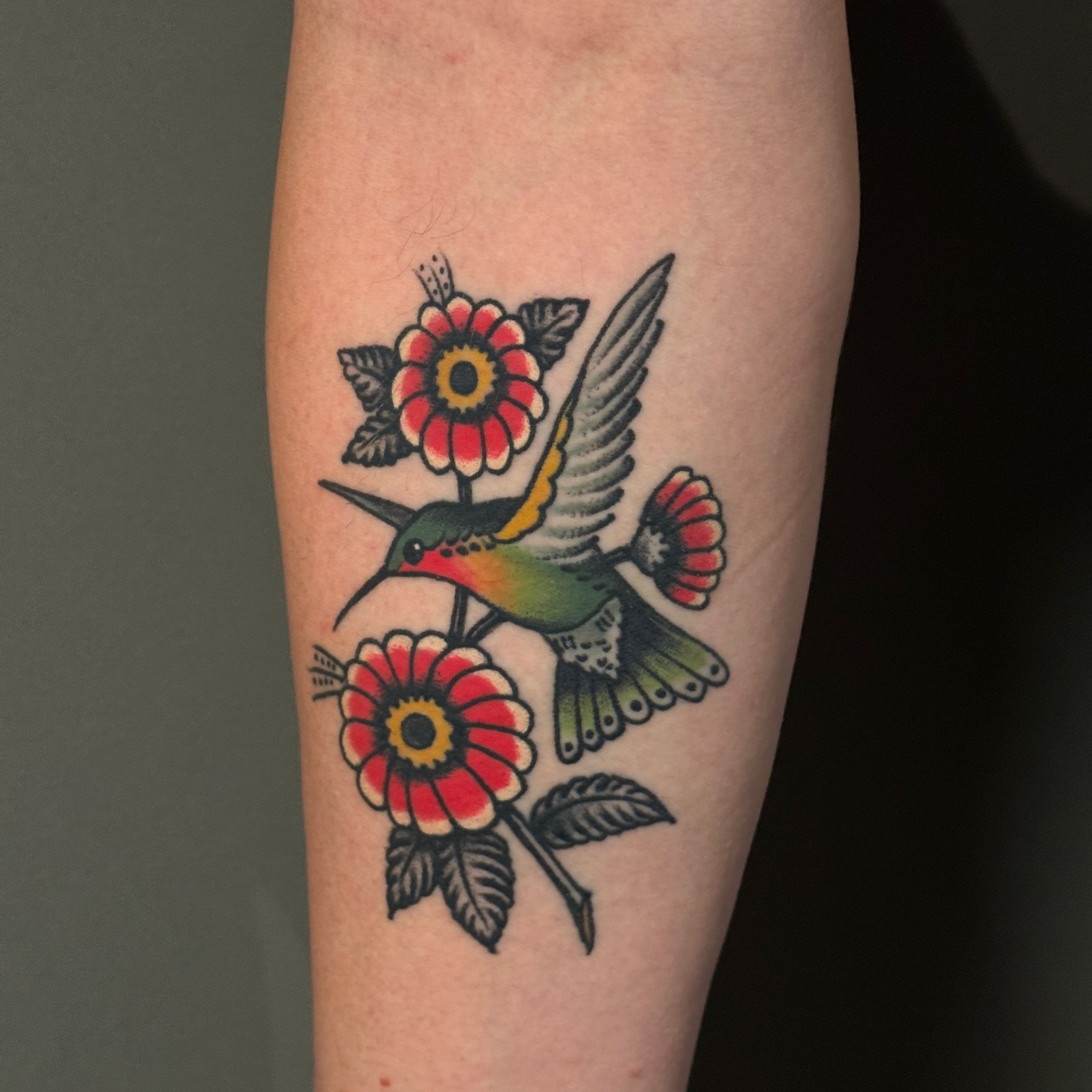 Traditional Hummingbird and Red Flowers Tattoo Tattoo Design