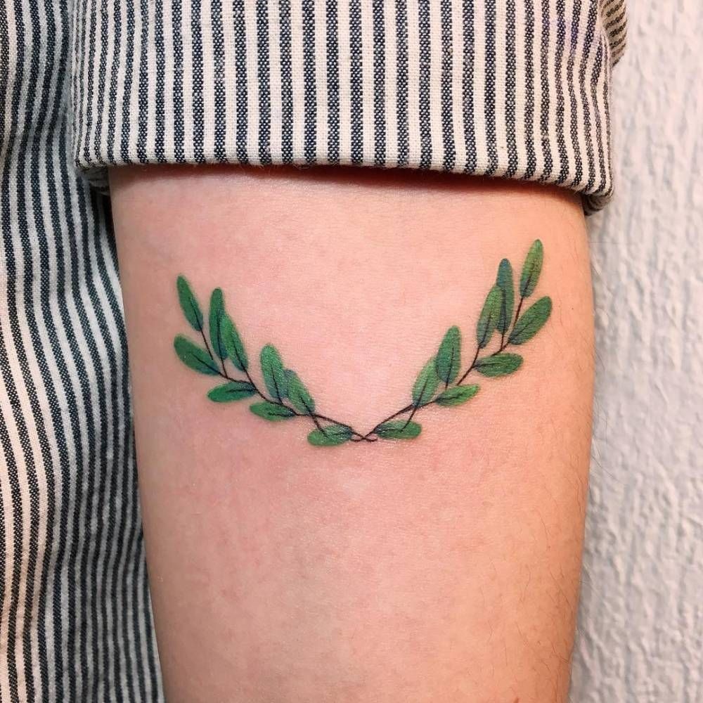 Draped Laurel Collar Tattoo Tattoo Design