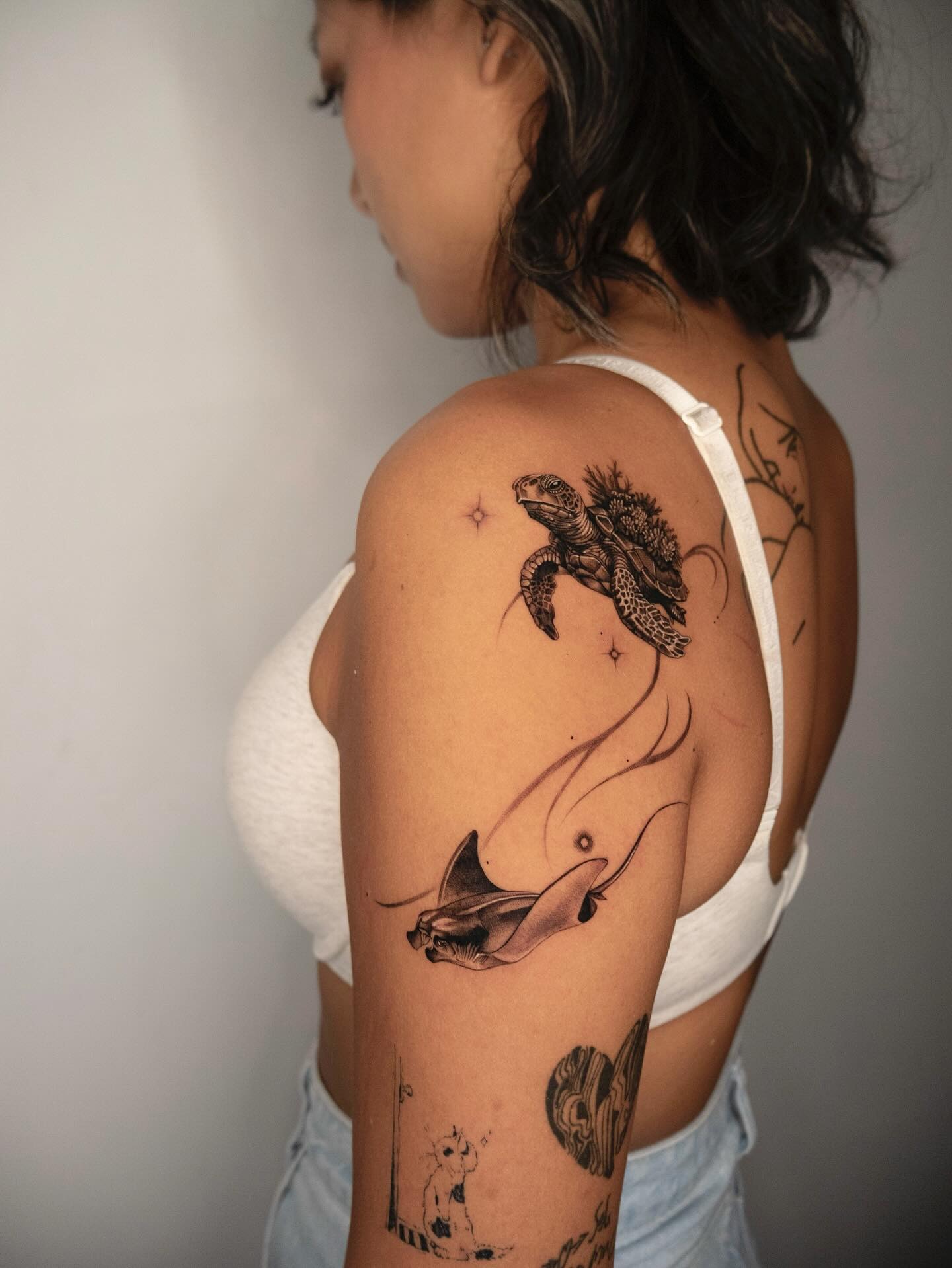 Sea Turtle and Ray Ocean Tattoo Tattoo Design