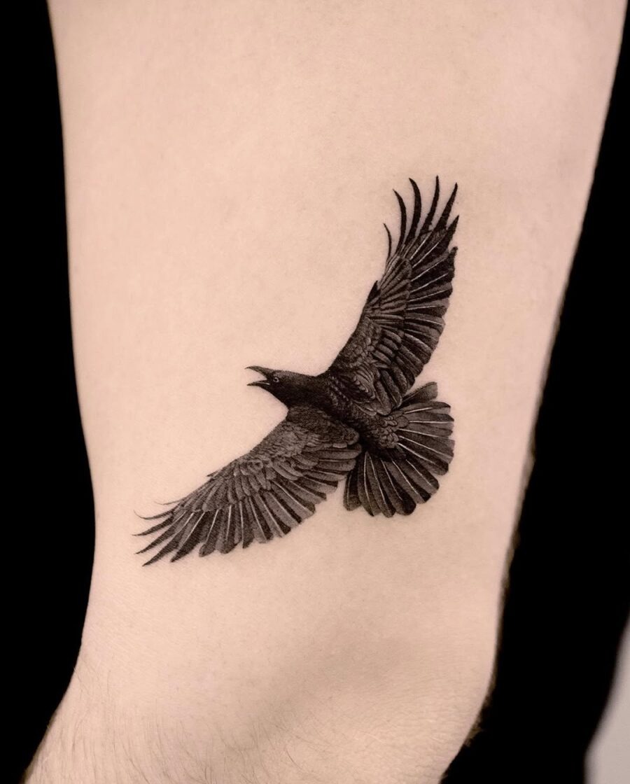 Stunning raven tattoo showcasing intricate details Tattoo Design